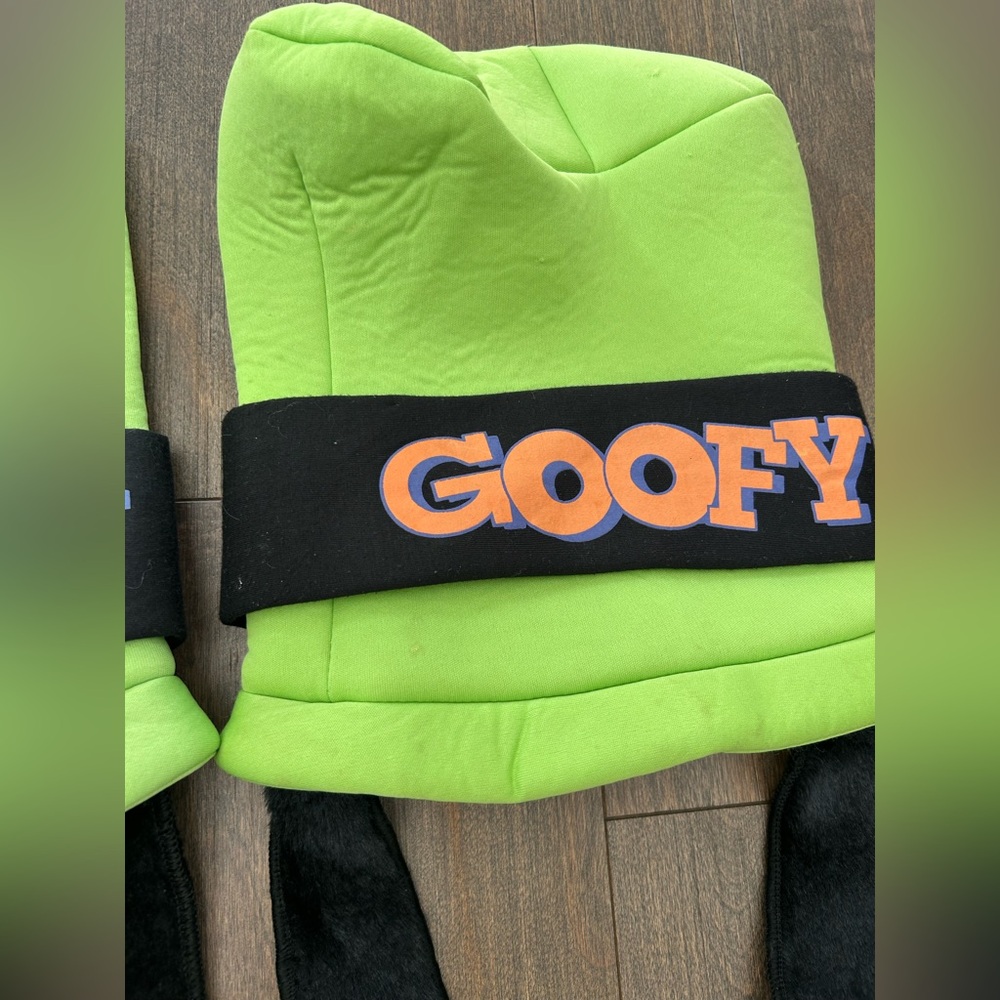Vintage‎ Disneyland goofy hats ADULT sized